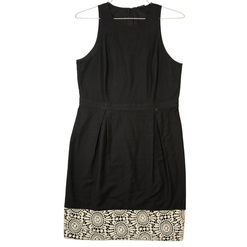 Ann Taylor Black Sheath Dress Size 10 Sleeveless Crochet Lace Hem Textured LBD